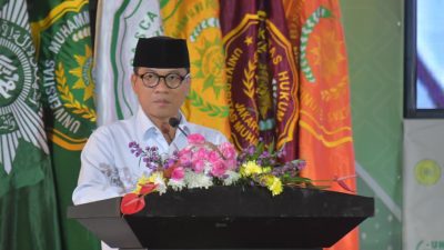 Mendes Yandri Hadiri Pelantikan Rektor UMJ