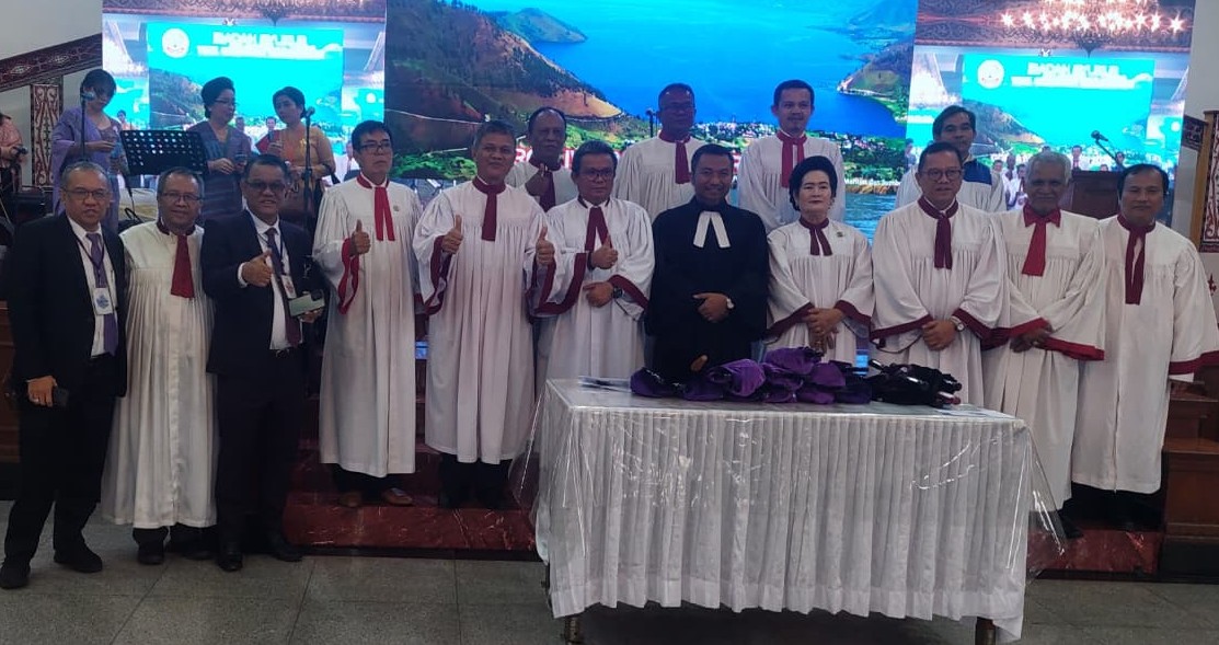 Pendeta Monru Nainggolan, STh,.MTh dan Sintua